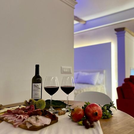 Elena'S Suite Сутри Екстериор снимка