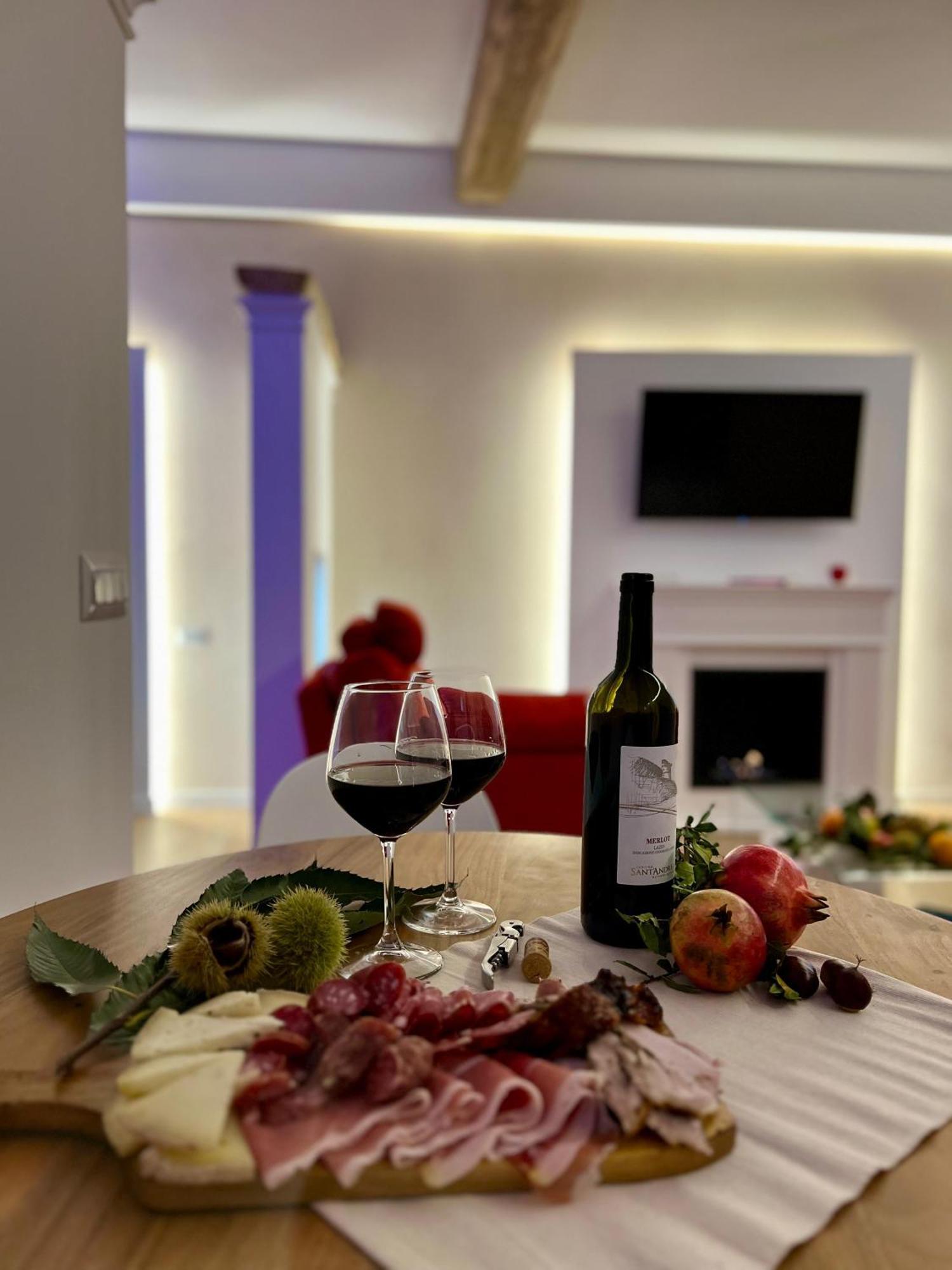 Elena'S Suite Сутри Екстериор снимка