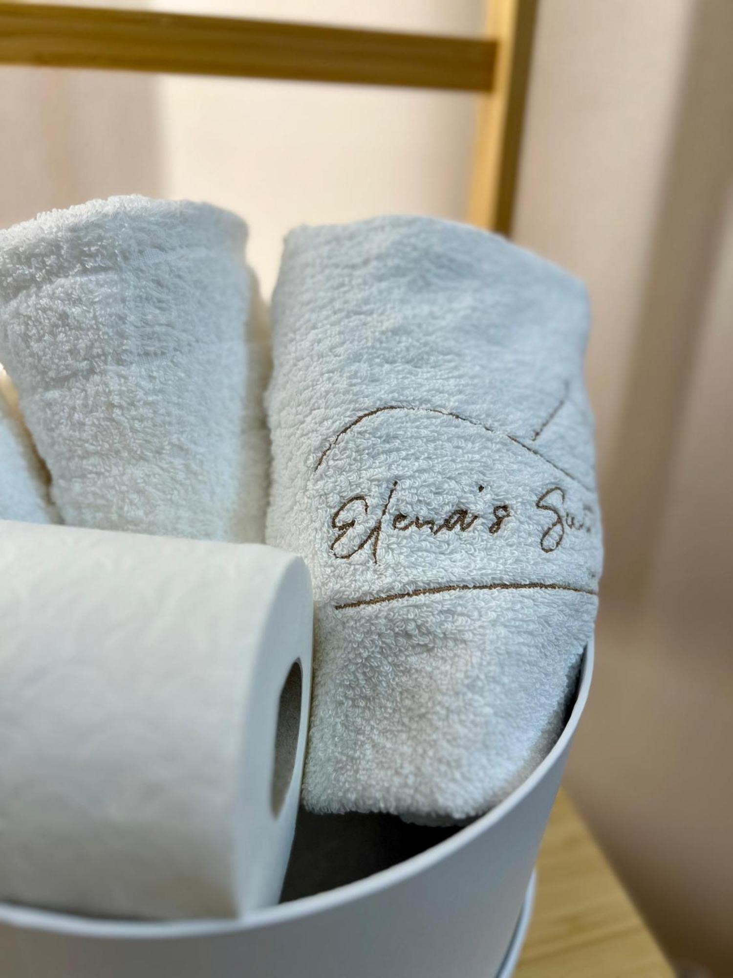Elena'S Suite Сутри Екстериор снимка