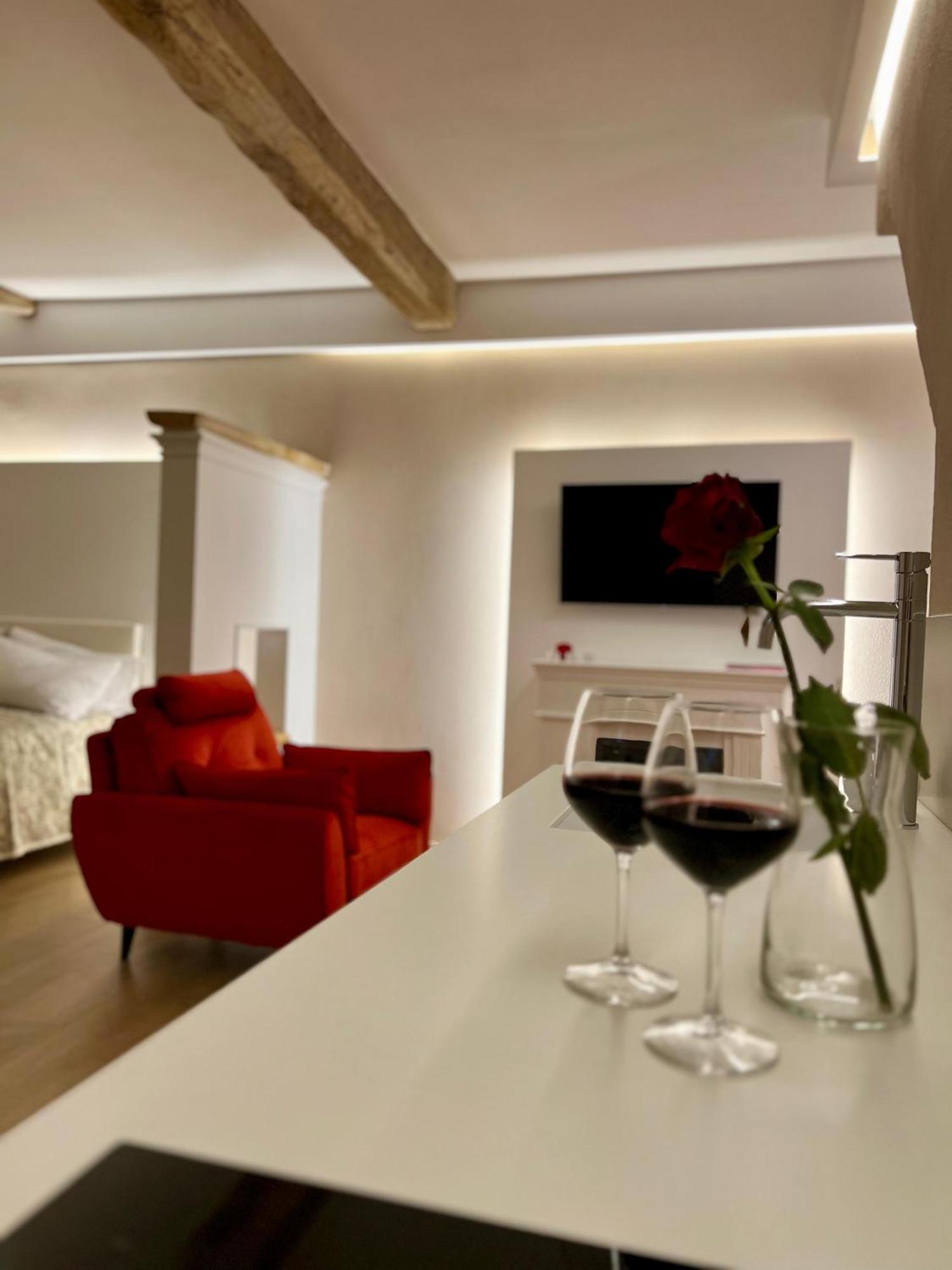 Elena'S Suite Сутри Екстериор снимка